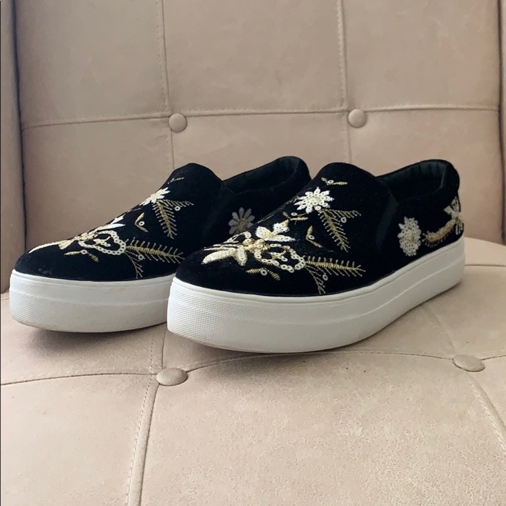 Velvet slip-on Tennis shoes